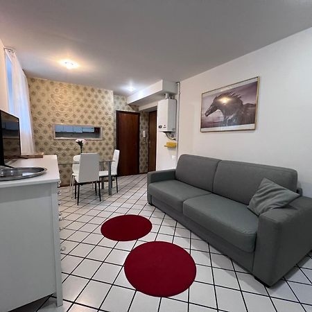 Glow G Apartment Bolzano Luaran gambar