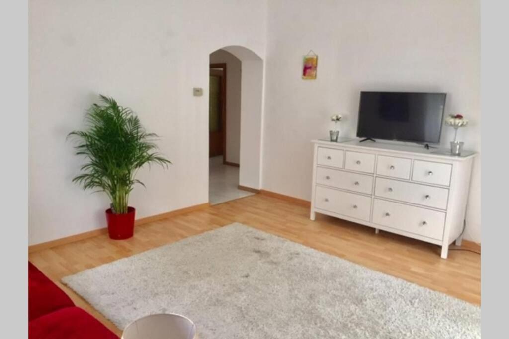 Glow G Apartment Bolzano Luaran gambar